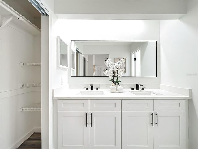 700 LAKESIDE PLACE, Longwood, FL 32750