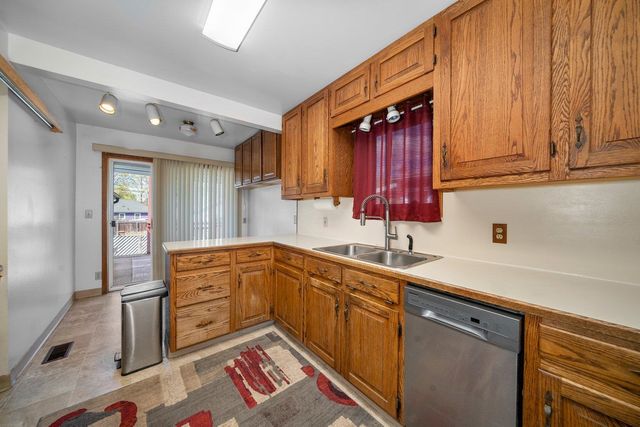 4011 N Hawthorne St, Spokane, WA 99205