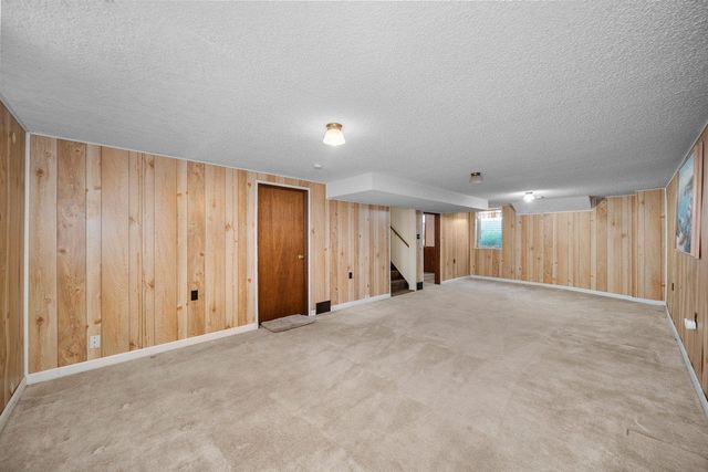 4011 N Hawthorne St, Spokane, WA 99205