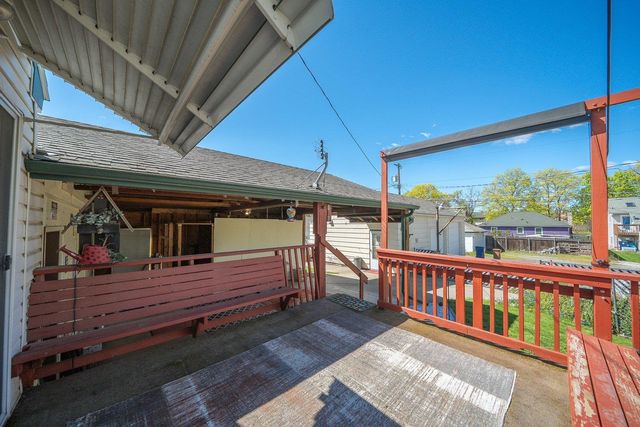 4011 N Hawthorne St, Spokane, WA 99205