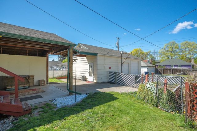 4011 N Hawthorne St, Spokane, WA 99205