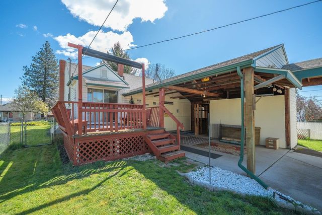 4011 N Hawthorne St, Spokane, WA 99205