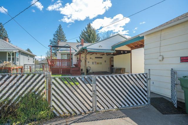 4011 N Hawthorne St, Spokane, WA 99205