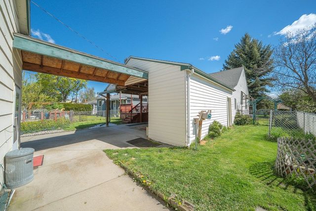 4011 N Hawthorne St, Spokane, WA 99205