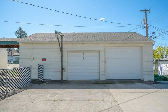 4011 N Hawthorne St, Spokane, WA 99205