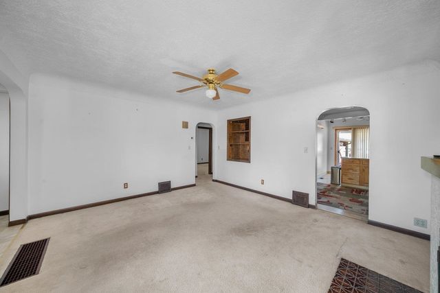 4011 N Hawthorne St, Spokane, WA 99205