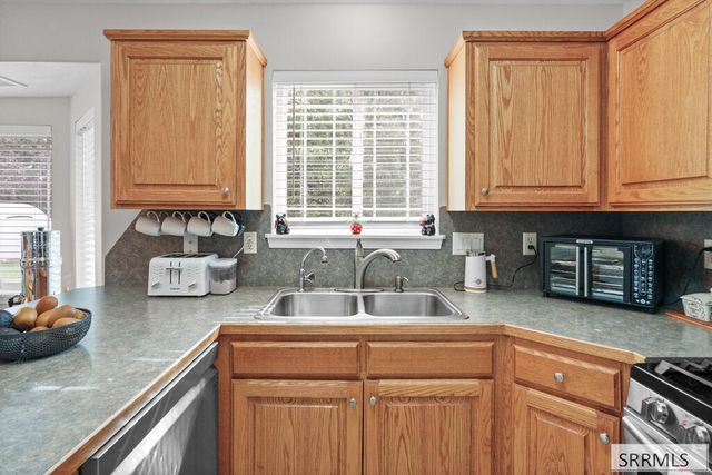 1144 Clarence Drive, Idaho Falls, ID 83402