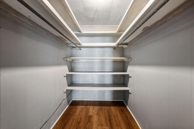 209 3rd Avenue, Columbus, TX 78934