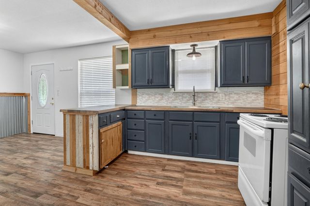 186 Garnet Road, Springtown, TX 76082