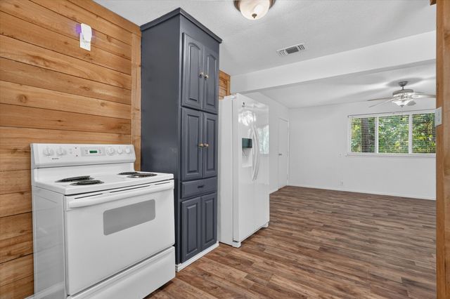 186 Garnet Road, Springtown, TX 76082