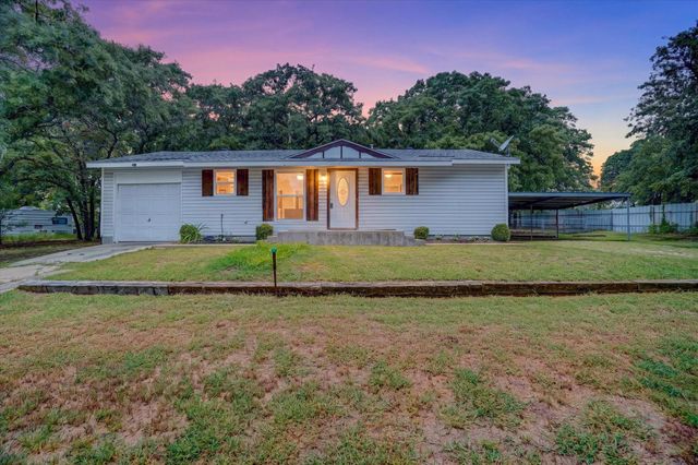 186 Garnet Road, Springtown, TX 76082