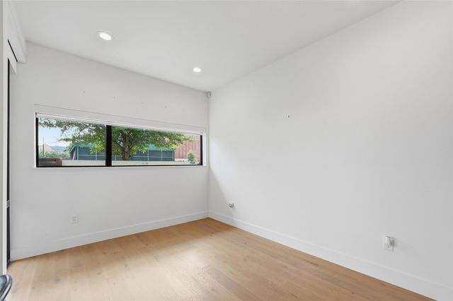 3923 Cole Avenue 101, Dallas, TX 75204