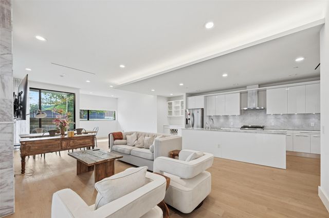 3923 Cole Avenue 101, Dallas, TX 75204