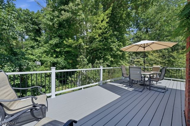 57 Belton St, Byram Twp., NJ 07874