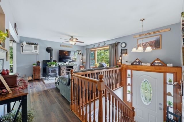 57 Belton St, Byram Twp., NJ 07874