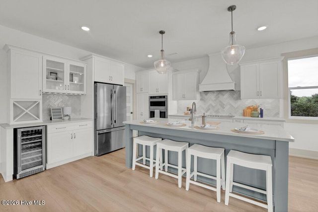 2165 Scotts Hill Loop Road, Wilmington, NC 28411
