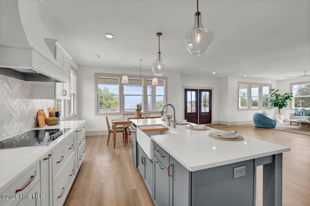 2165 Scotts Hill Loop Road, Wilmington, NC 28411