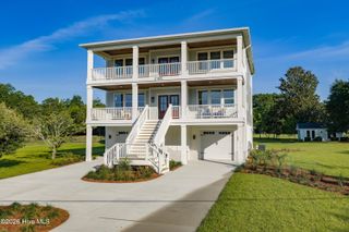 2165 Scotts Hill Loop Road, Wilmington, NC 28411