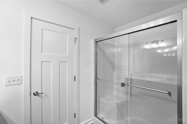 3008 Doe Drive, Franklin Twp, OH 45005