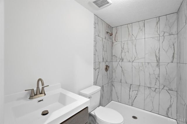 3008 Doe Drive, Franklin Twp, OH 45005
