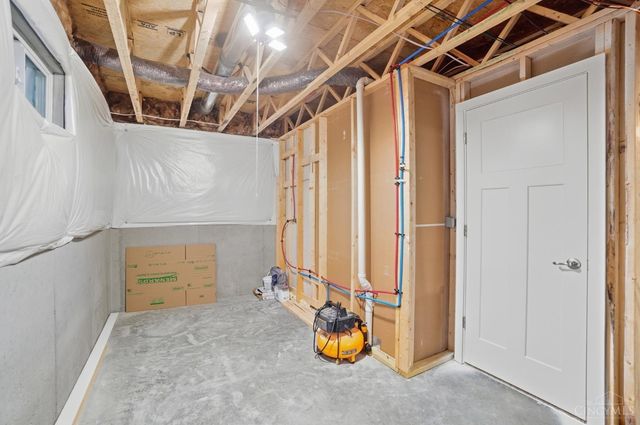 3008 Doe Drive, Franklin Twp, OH 45005
