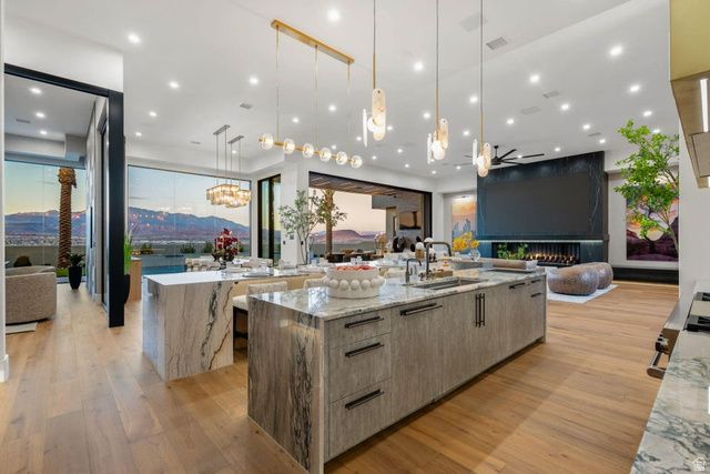 2867 E GRANITE WAY, St. George, UT 84790