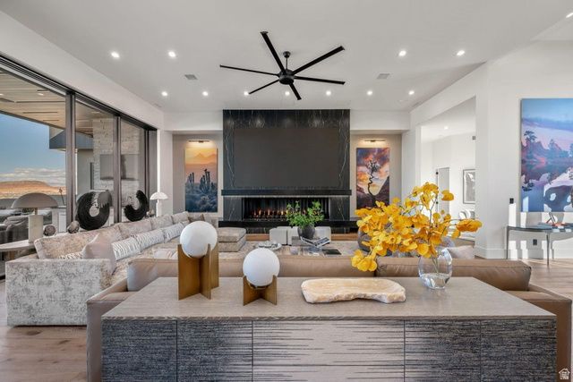 2867 E GRANITE WAY, St. George, UT 84790