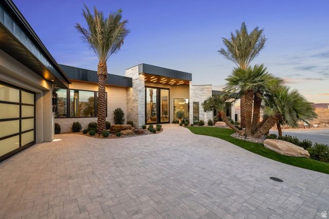 2867 E GRANITE WAY, St. George, UT 84790