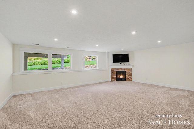 4410 Keena Court Ne, Plainfield Twp, MI 49525
