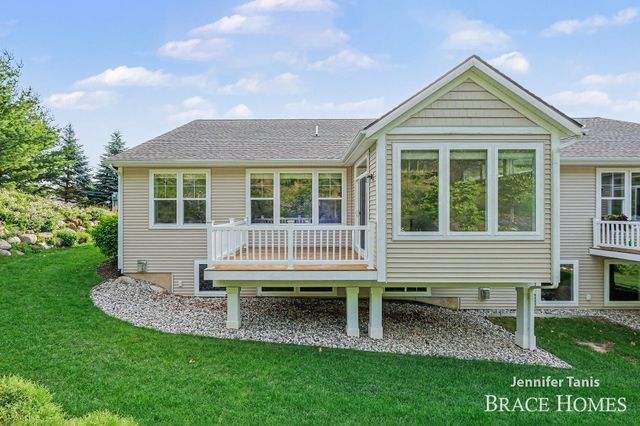 4410 Keena Court Ne, Plainfield Twp, MI 49525