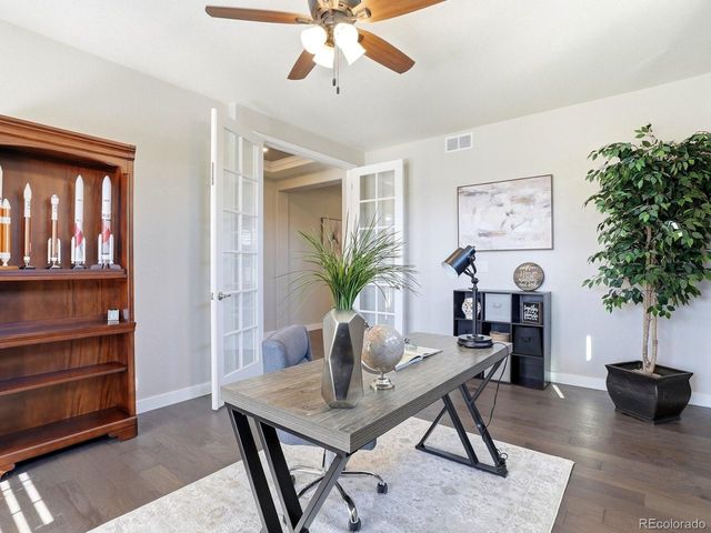 8275 Arapahoe Peak St, Littleton, CO 80125