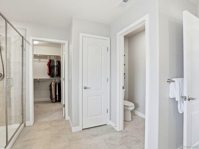 8275 Arapahoe Peak St, Littleton, CO 80125