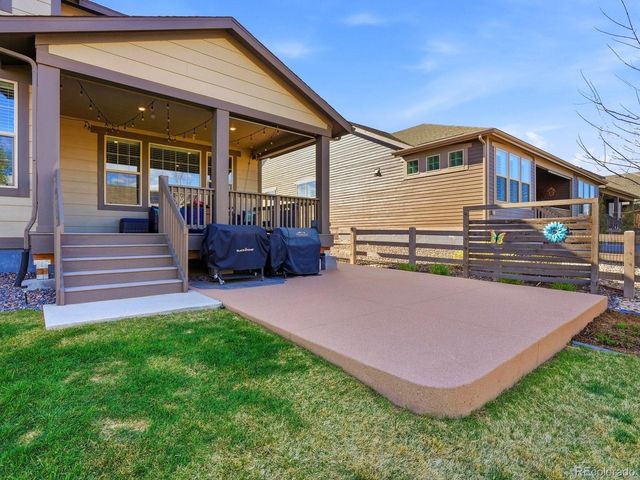 8275 Arapahoe Peak St, Littleton, CO 80125