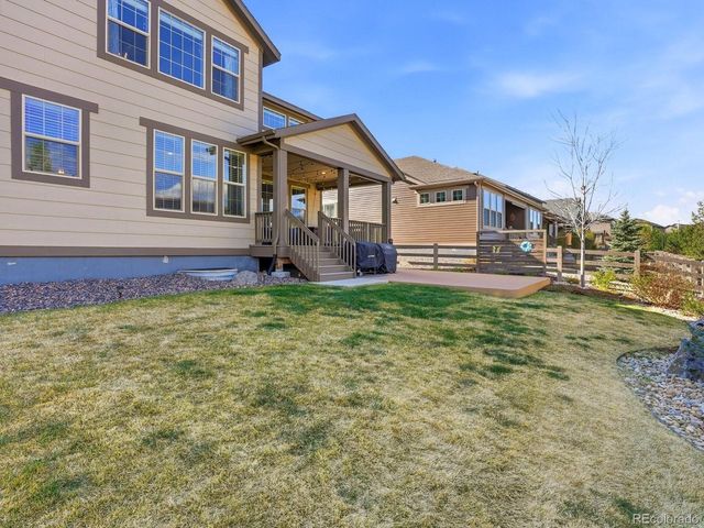 8275 Arapahoe Peak St, Littleton, CO 80125