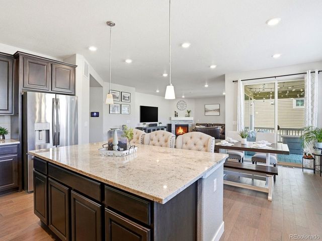 8275 Arapahoe Peak St, Littleton, CO 80125