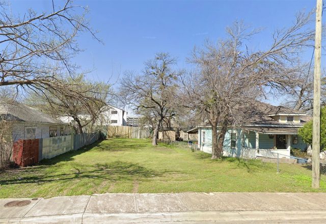 311 N Patton Avenue, Dallas, TX 75203