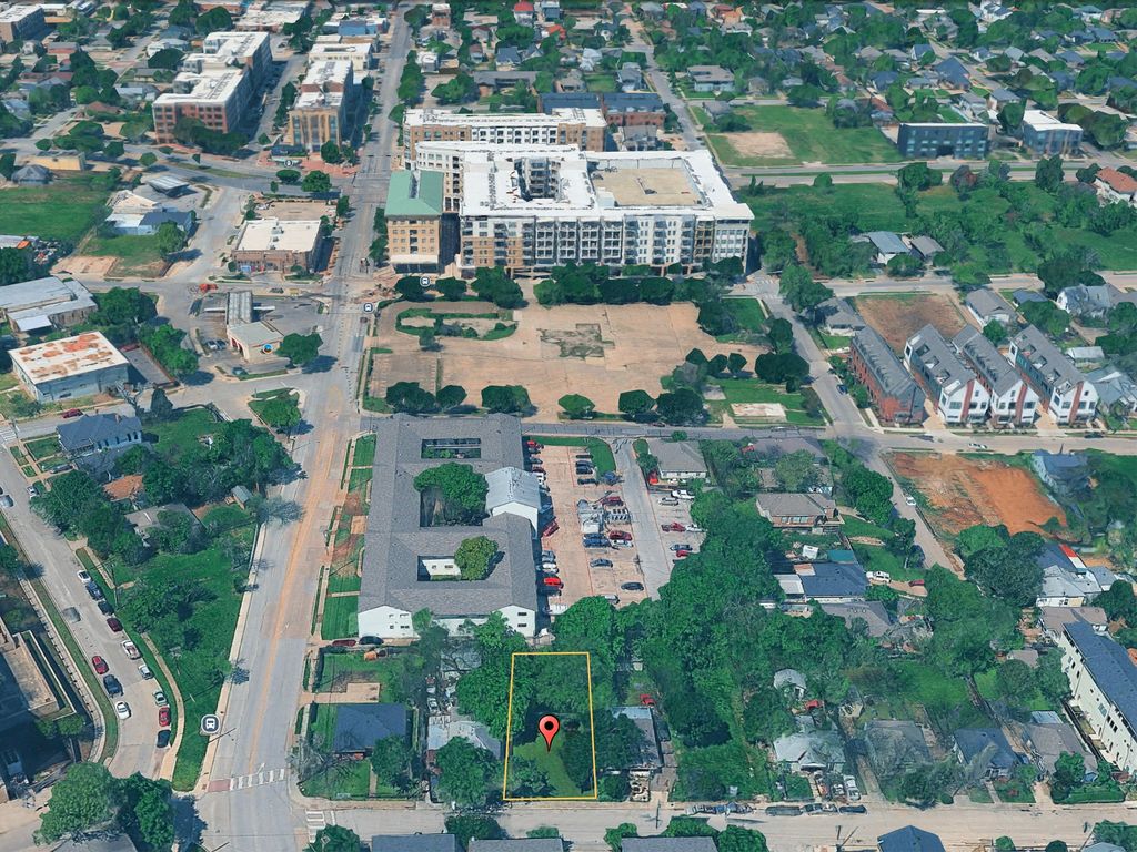 311 N Patton Avenue, Dallas, TX 75203