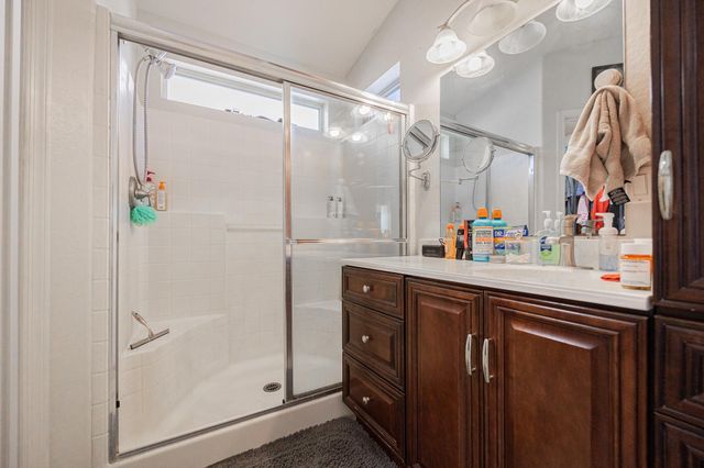 15614 N 34th Street, Phoenix, AZ 85032