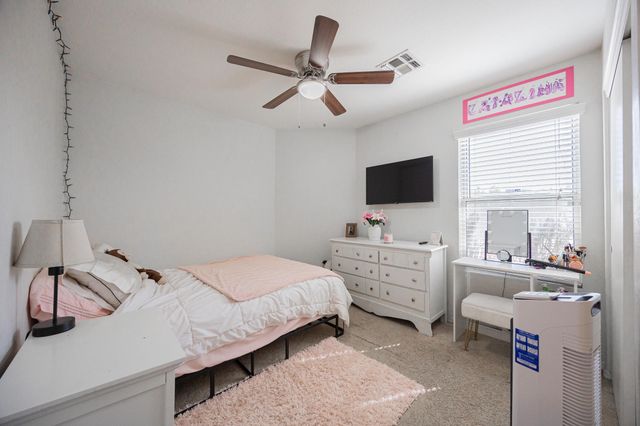 15614 N 34th Street, Phoenix, AZ 85032