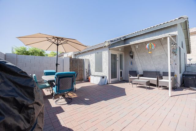 15614 N 34th Street, Phoenix, AZ 85032