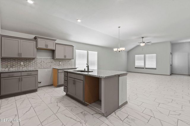 12401 Oconee Place, Clint, TX 79836