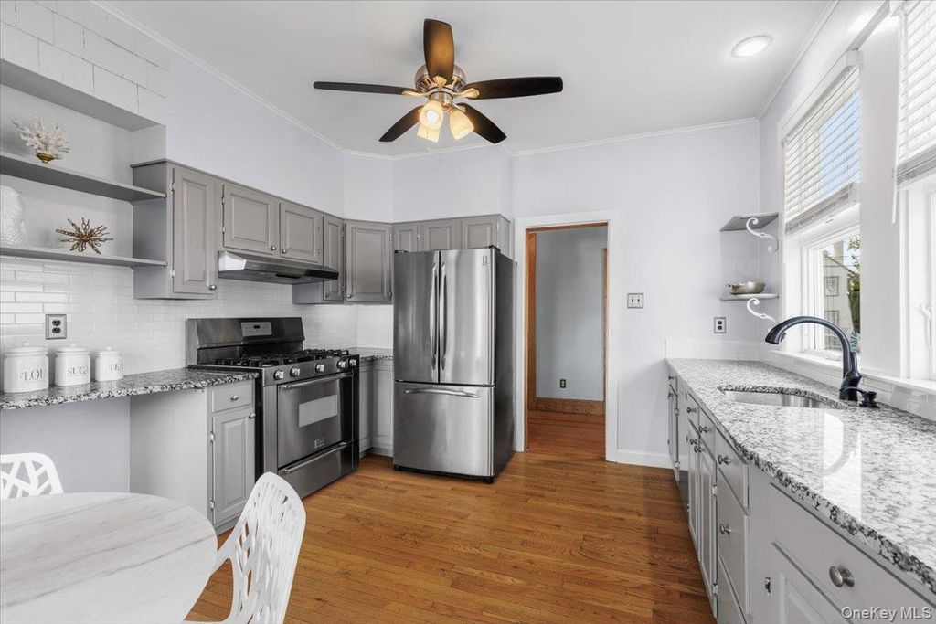 21 Park Avenue, Port Chester, NY 10573 — photo 4