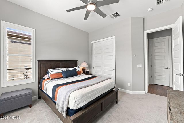 332 E BRACCIANO Avenue, San Tan Valley, AZ 85140