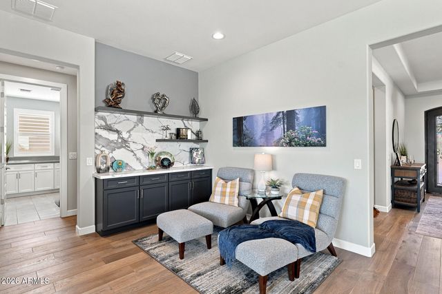 332 E BRACCIANO Avenue, San Tan Valley, AZ 85140