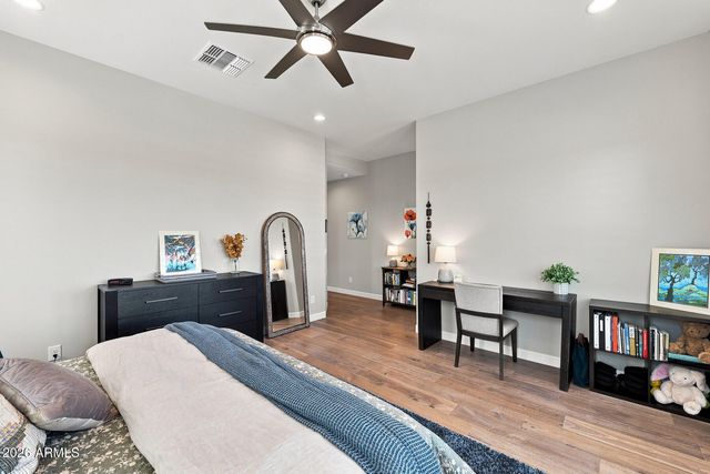 332 E BRACCIANO Avenue, San Tan Valley, AZ 85140