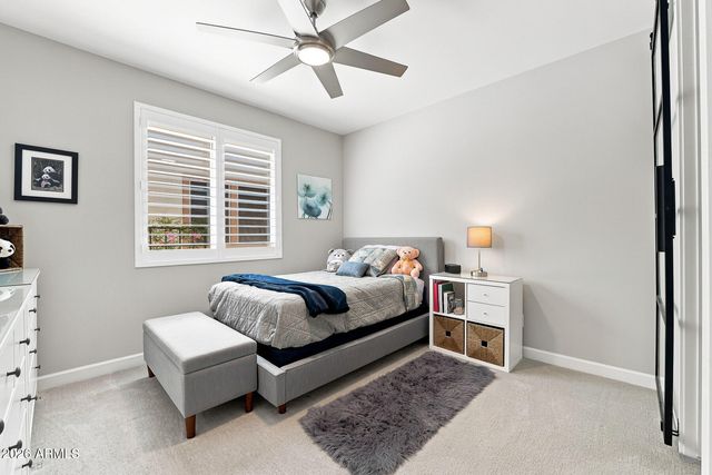 332 E BRACCIANO Avenue, San Tan Valley, AZ 85140