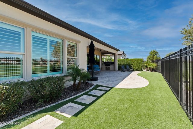 332 E BRACCIANO Avenue, San Tan Valley, AZ 85140