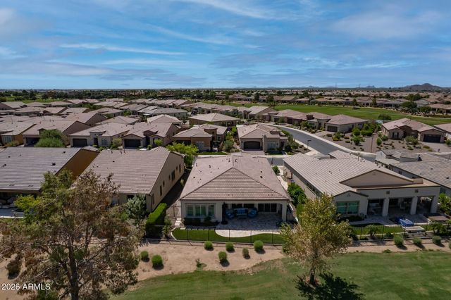 332 E BRACCIANO Avenue, San Tan Valley, AZ 85140