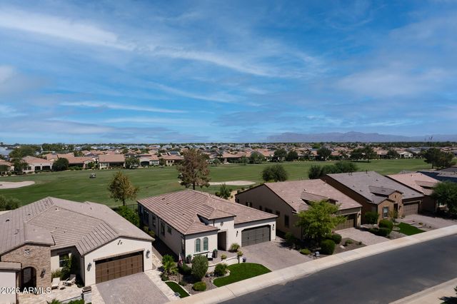 332 E BRACCIANO Avenue, San Tan Valley, AZ 85140