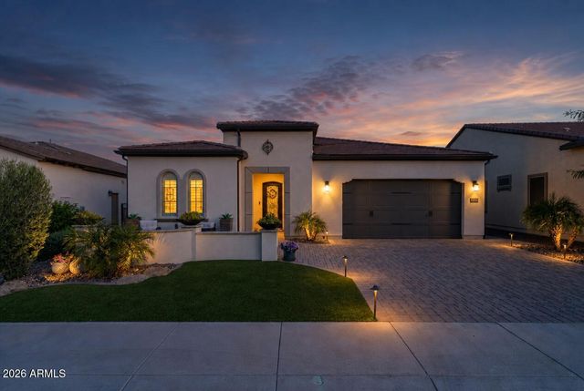 332 E BRACCIANO Avenue, San Tan Valley, AZ 85140